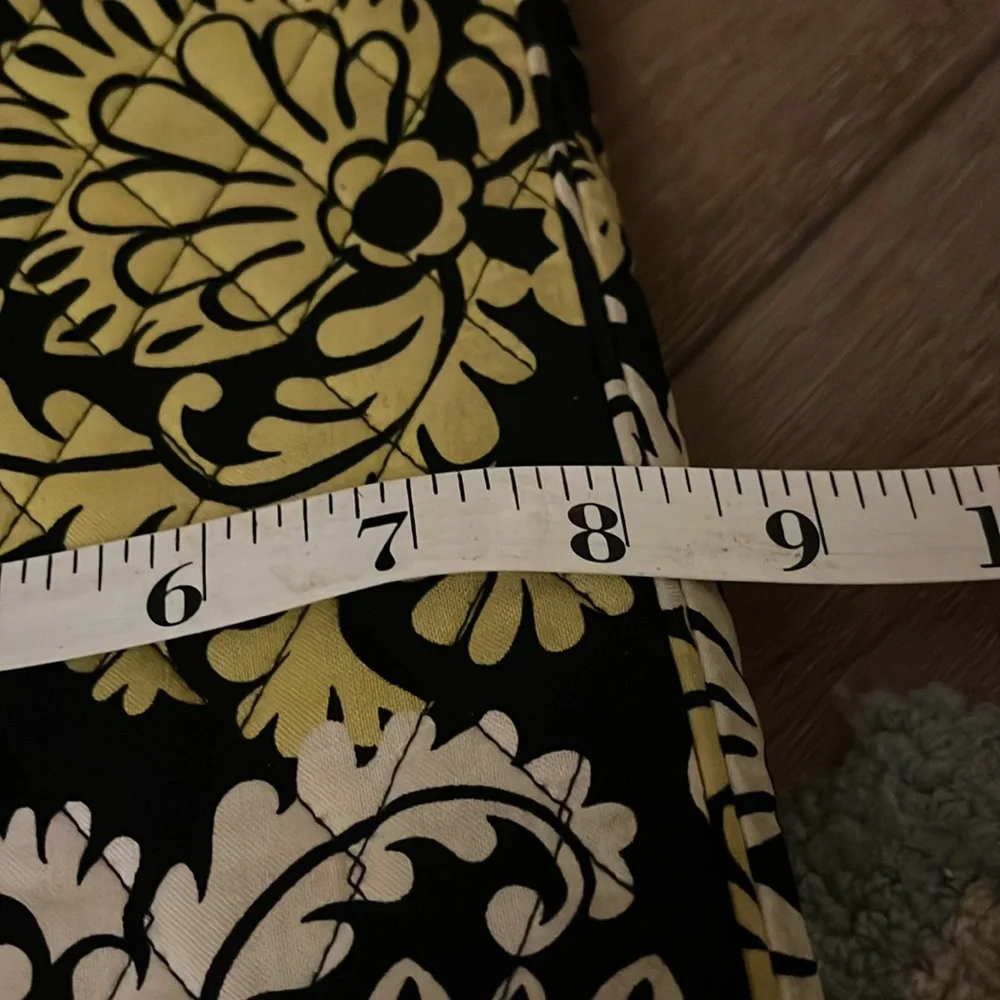 Vintage Pristine Vera Bradley Quilted Tablet Case. Yellow, Black and White